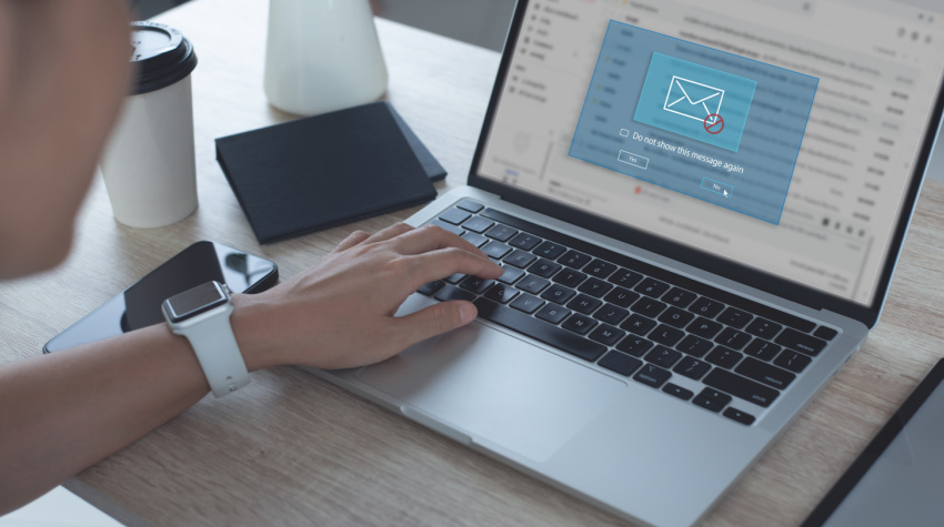 Spam- und Phishing-Mails sind meist nur schwer von echten Mails zu unterscheiden. © Shutterstock, TippaPatt