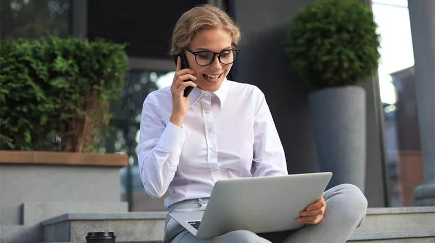 Das Homeoffice hat Vorteile für Unternehmer:innen und ihren Betrieb. © Shutterstock, tsyhun