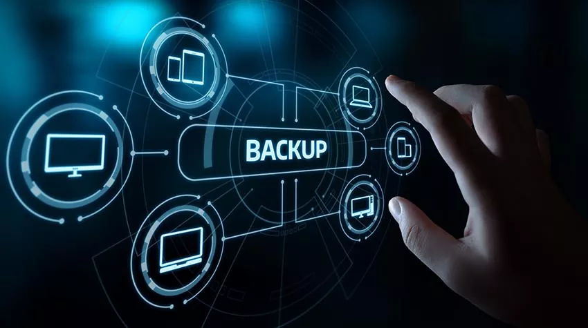 Durch eine Back-up-Strategie könnt ihr viele, wenn nicht sogar alle Daten, rückwirkend wiederherstellen. © Shutterstock, Alexander Supertramp
